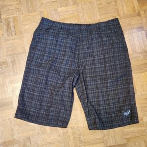 Mens Fox Black and Blue Plaid Shorts sz 38
